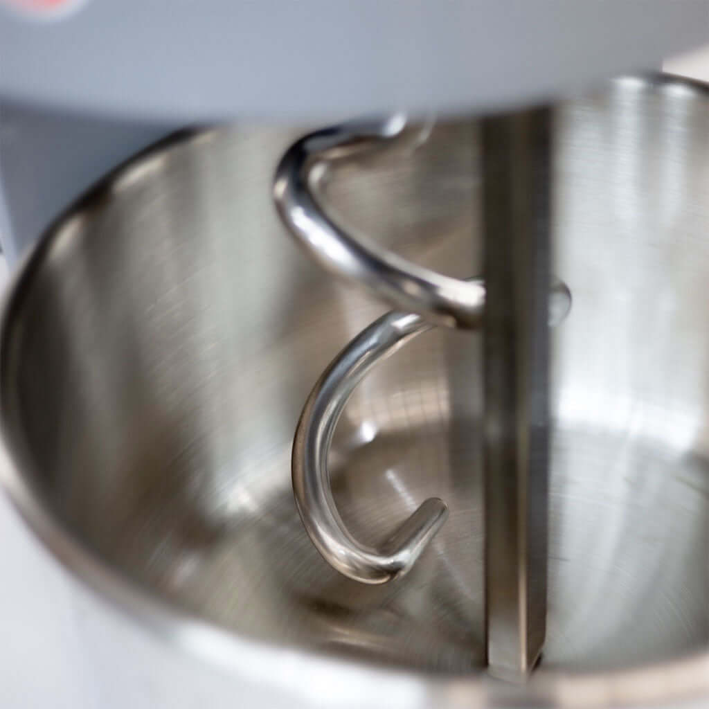 amasadora-de-harina-rhino-amasa-20-gancho-y-tazon