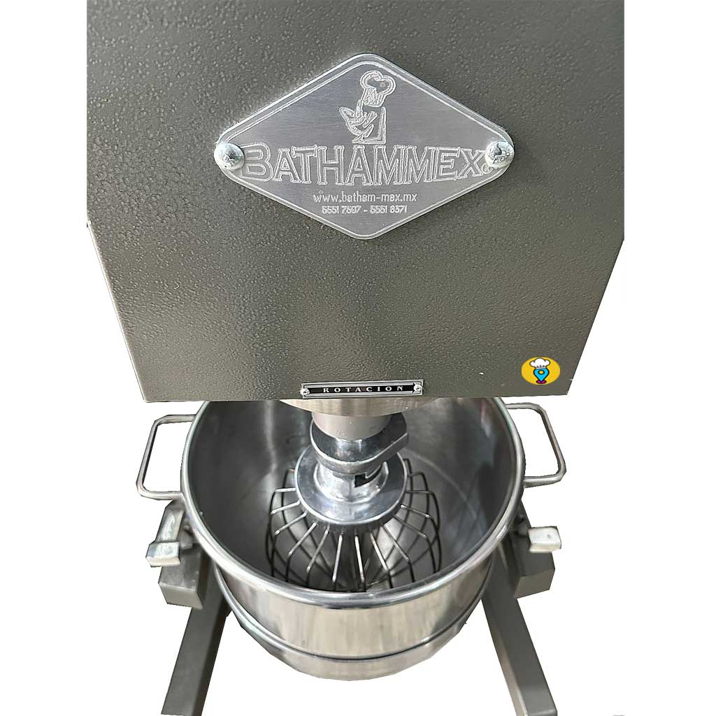 ¡Mezcla y amasa grandes cantidades de ingredientes con la potente batidora industrial Bathammex de 30 litros! B30-M2-Batidoras-BATHAMMEX-ElLugarDelChef.com