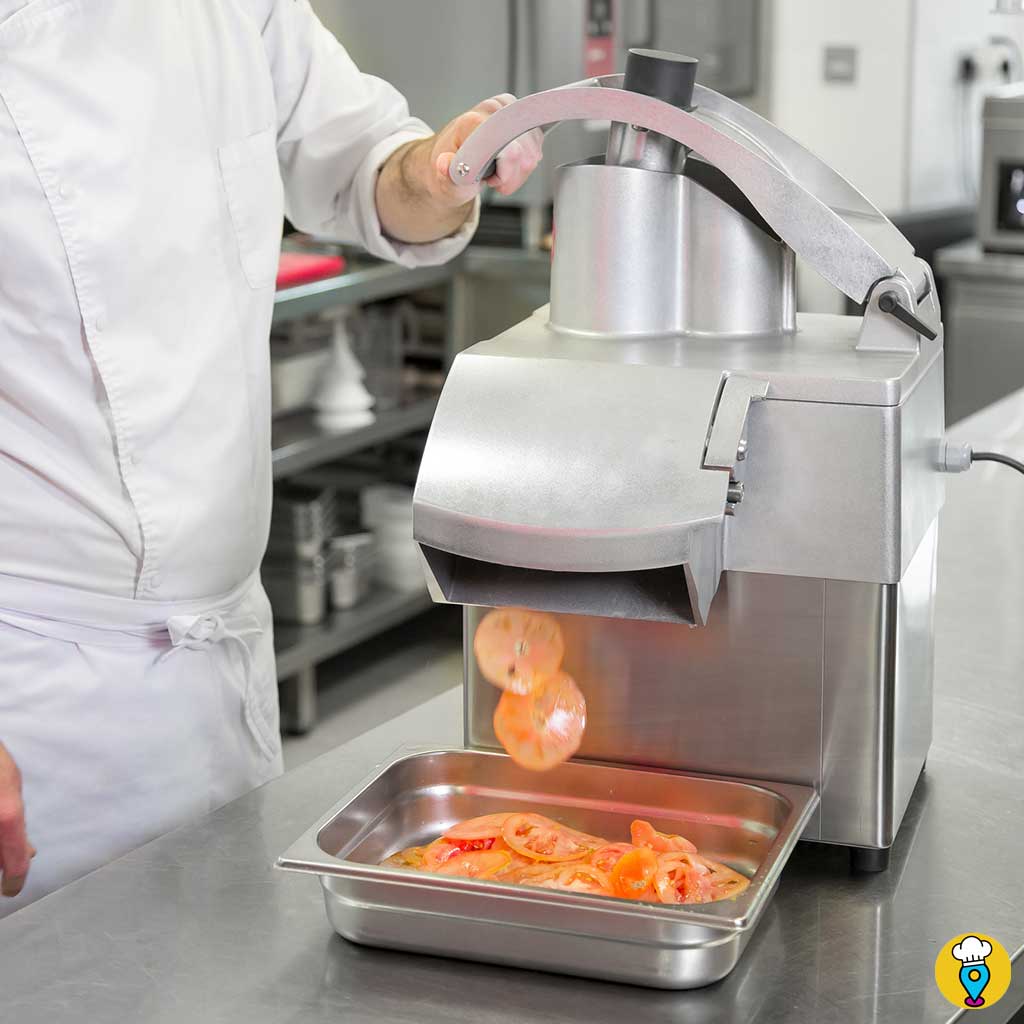 Procesador en uso con jitomates sammic ca 300