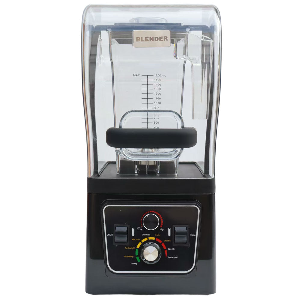 Licuadora industrial Equichef BL-228 con cubierta antirruido transparente.