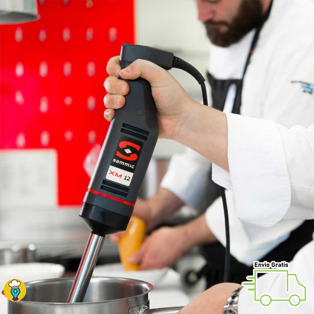 licuadora-de-mano-sammic-xm-22-chef-en-uso